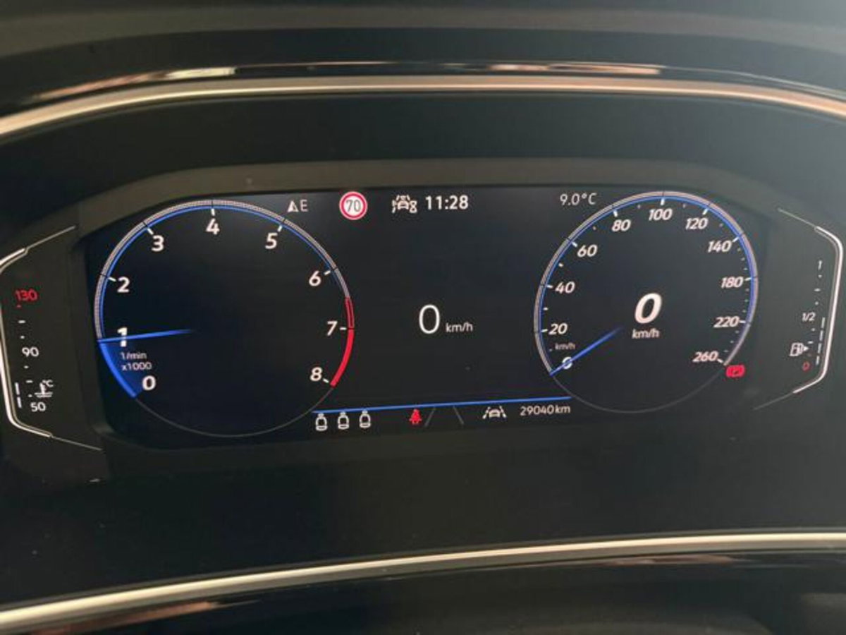 Volkswagen T-Roc 1.0 TSI R-Line (14)