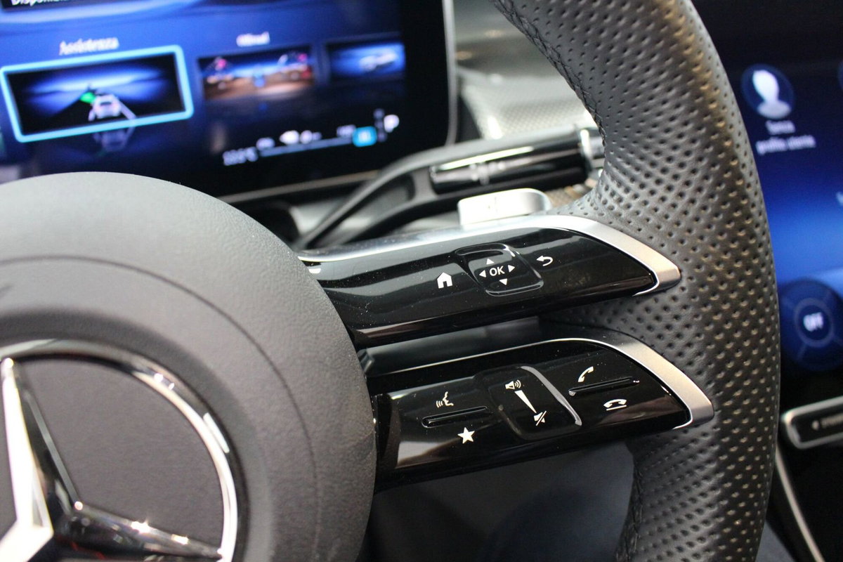 Mercedes-Benz GLC SUV 300 de phev AMG Line Advanced 4matic auto (15)