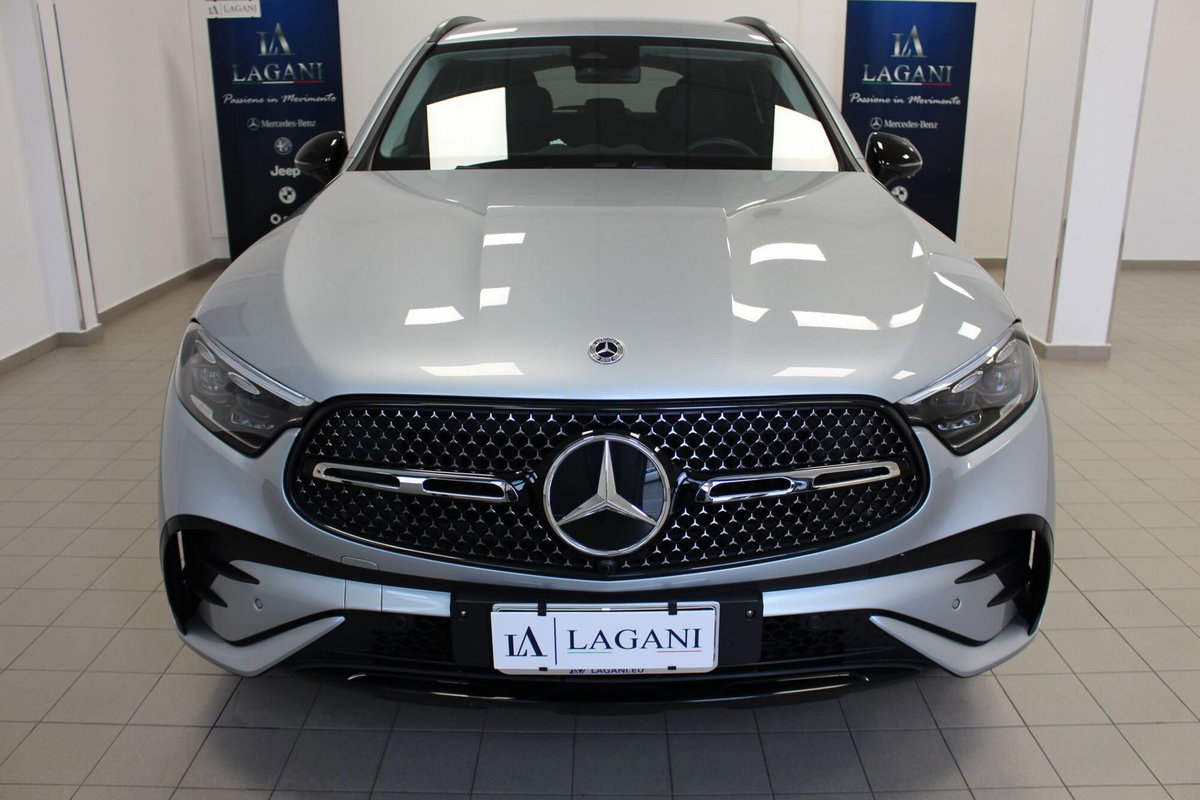 Mercedes-Benz GLC SUV 300 de phev AMG Line Advanced 4matic auto (2)