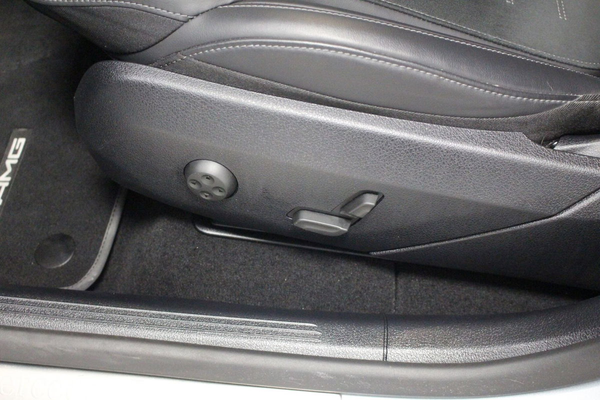 Mercedes-Benz GLC SUV 300 de phev AMG Line Advanced 4matic auto (9)