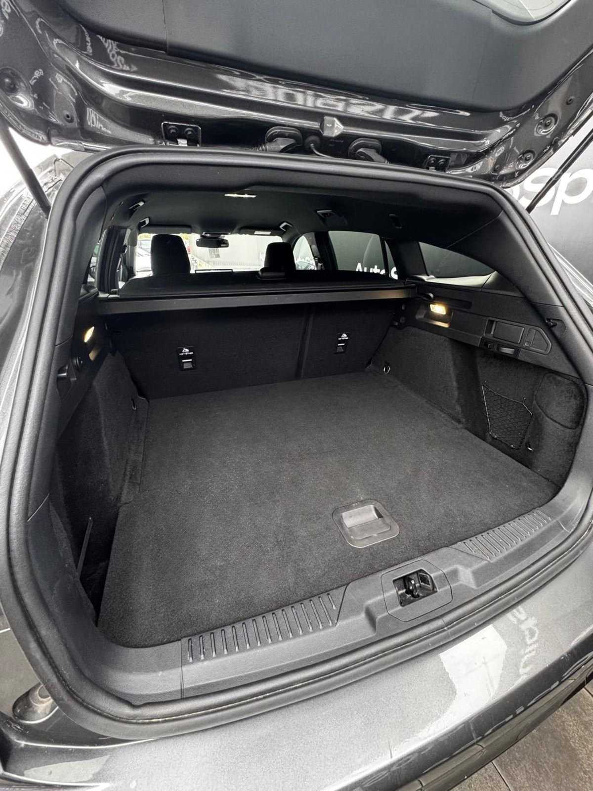 Ford Focus Station Wagon 1.5 ecoblue ST-Line X 115cv auto (8)