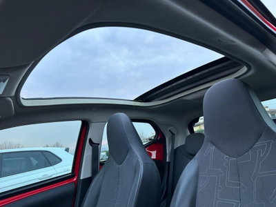 Toyota Aygo 1.0 VVT-i 69 CV 5 porte x-wave (16)