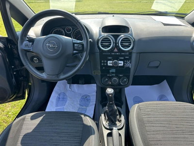 Opel Corsa 1.2 85CV 5 porte GPL-TECH Edition (11)