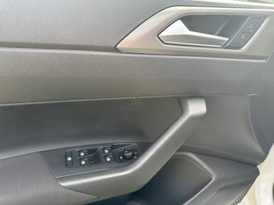 Volkswagen Polo 1.0 tsi R-Line 95cv (13)