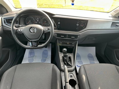Volkswagen Polo 1.0 tsi R-Line 95cv (15)