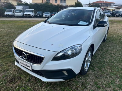 Volvo V40 Cross Country D2 Geartronic Momentum N1 (3)