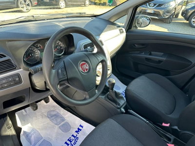 Fiat Punto 1.3 MJT II 75 CV 5 porte Street (10)