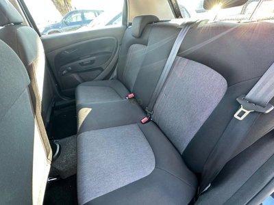 Fiat Punto 1.3 MJT II 75 CV 5 porte Street (12)