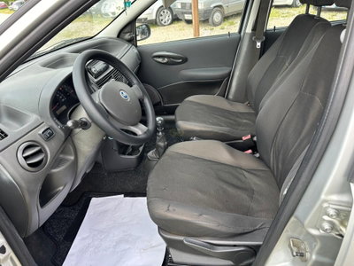 Fiat Punto Classic 1.2 5 porte Natural Power (10)