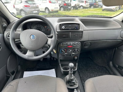 Fiat Punto Classic 1.2 5 porte Natural Power (13)