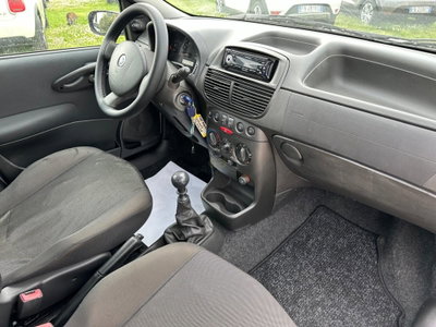 Fiat Punto Classic 1.2 5 porte Natural Power (15)