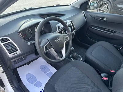 Hyundai i20 1.4 CRDi 5p. Comfort (10)