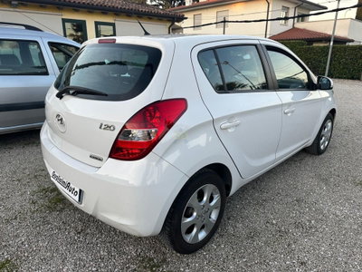 Hyundai i20 1.4 CRDi 5p. Comfort (7)