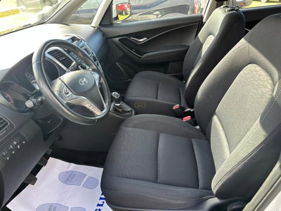 Hyundai ix20 1.4 CRDI 90 CV XPossible (11)