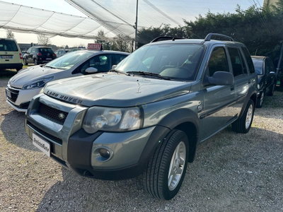 Land Rover Freelander 2.0 Td4 16V cat S.W. HSE (3)