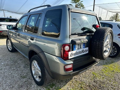 Land Rover Freelander 2.0 Td4 16V cat S.W. HSE (8)