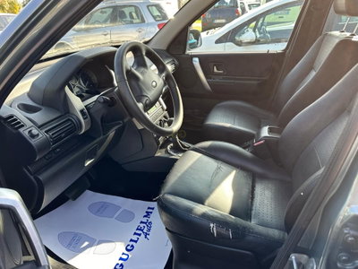 Land Rover Freelander 2.0 Td4 16V cat S.W. HSE (9)