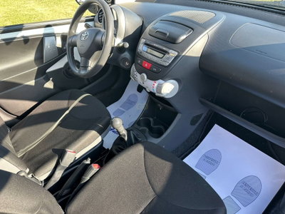 Toyota Aygo 1.0 12V VVT-i 5 porte Lounge Connect (11)