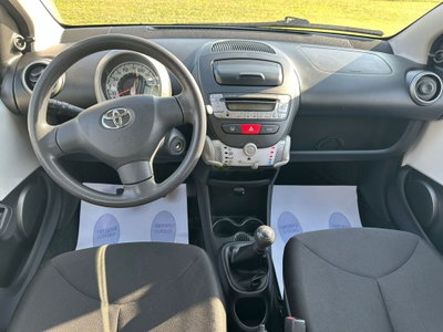 Toyota Aygo 1.0 12V VVT-i 5 porte Lounge Connect (12)