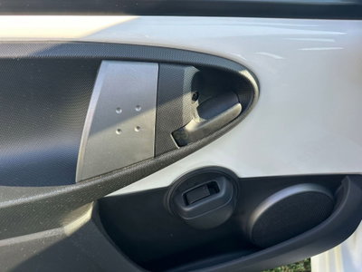 Toyota Aygo 1.0 12V VVT-i 5 porte Lounge Connect (9)