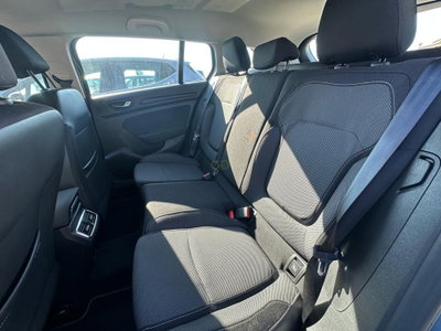 Renault Mégane Sporter Blue dCi 115 CV EDC Business (14)