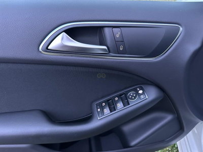 Mercedes-Benz Classe B 180 CDI BlueEFFICIENCY Premium (11)