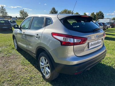 Nissan Qashqai 1.6 dCi 2WD Acenta (7)