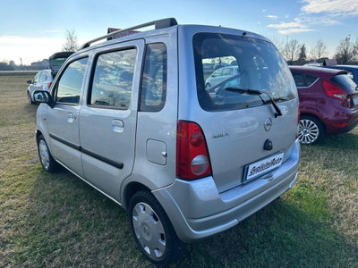Opel Agila 1.0 12V Club (7)