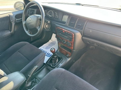 Opel Vectra 2.0i 16V cat 5 porte CD 100 (14)