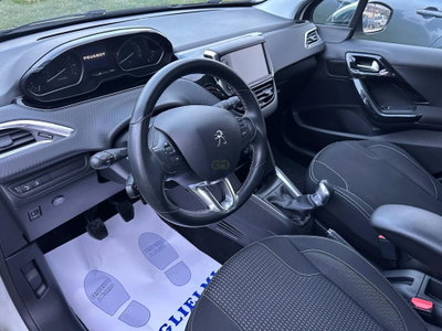 Peugeot 208 82 5p. GPL Allure (13)