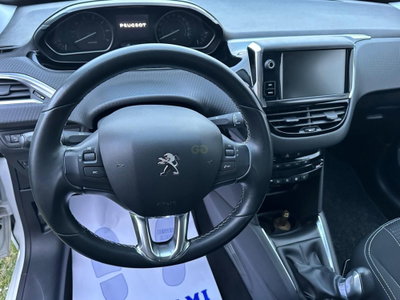 Peugeot 208 82 5p. GPL Allure (16)