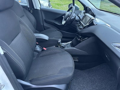 Peugeot 208 82 5p. GPL Allure (19)
