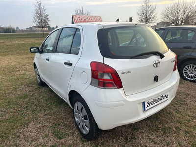 Toyota Yaris 1.0 5 porte Sol (7)