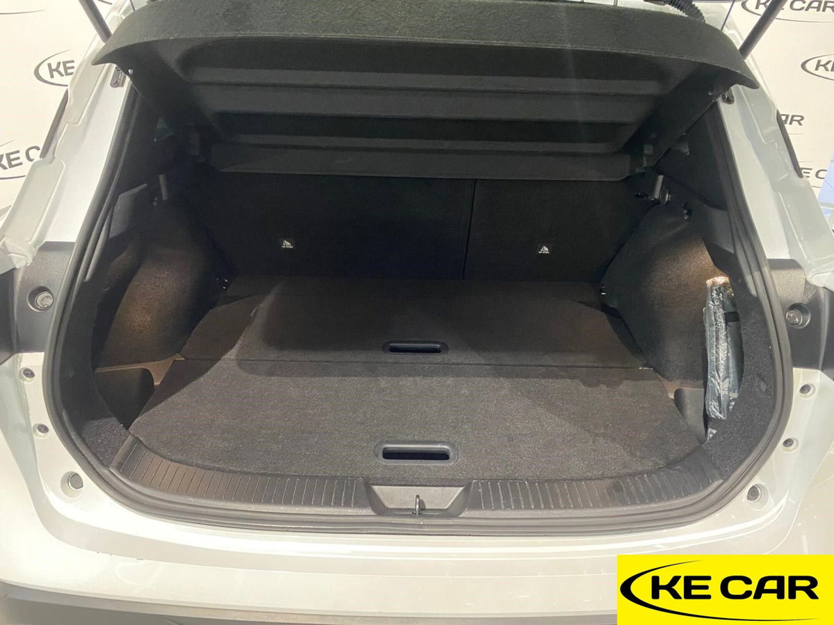 Nissan Qashqai 1.3 mhev N-Connecta 2wd 140cv (19)