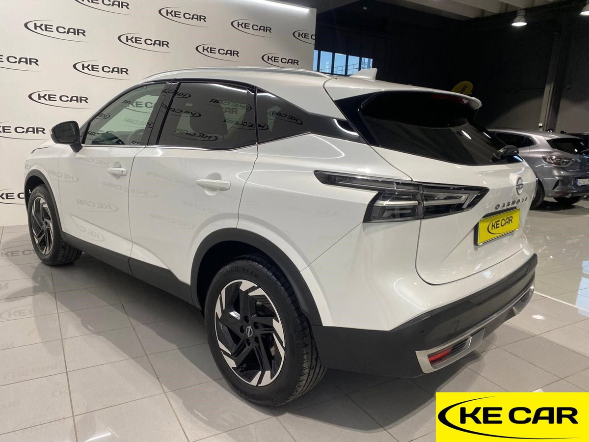 Nissan Qashqai 1.3 mhev N-Connecta 2wd 140cv (7)