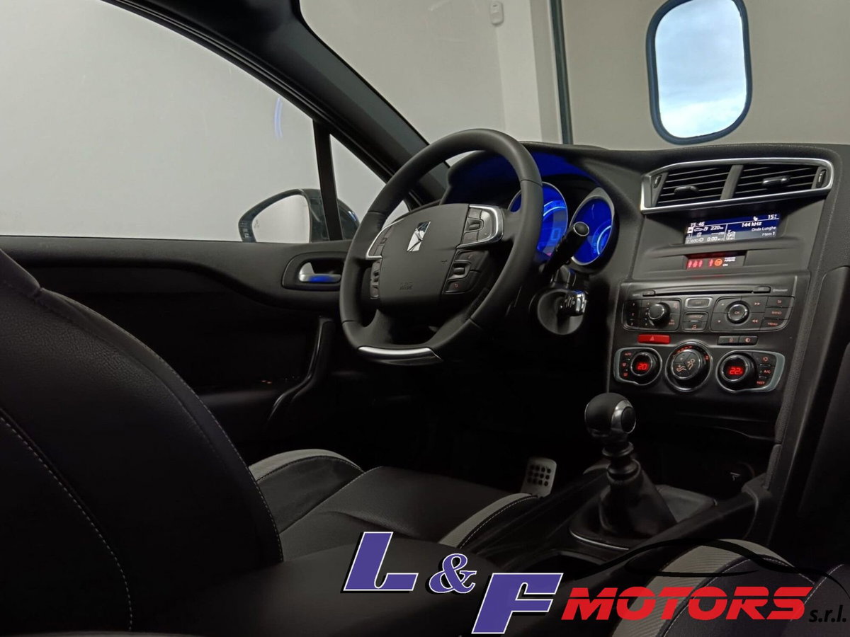 Ds DS 4 DS4 1.6 e-tense phev Rivoli 225cv auto (16)