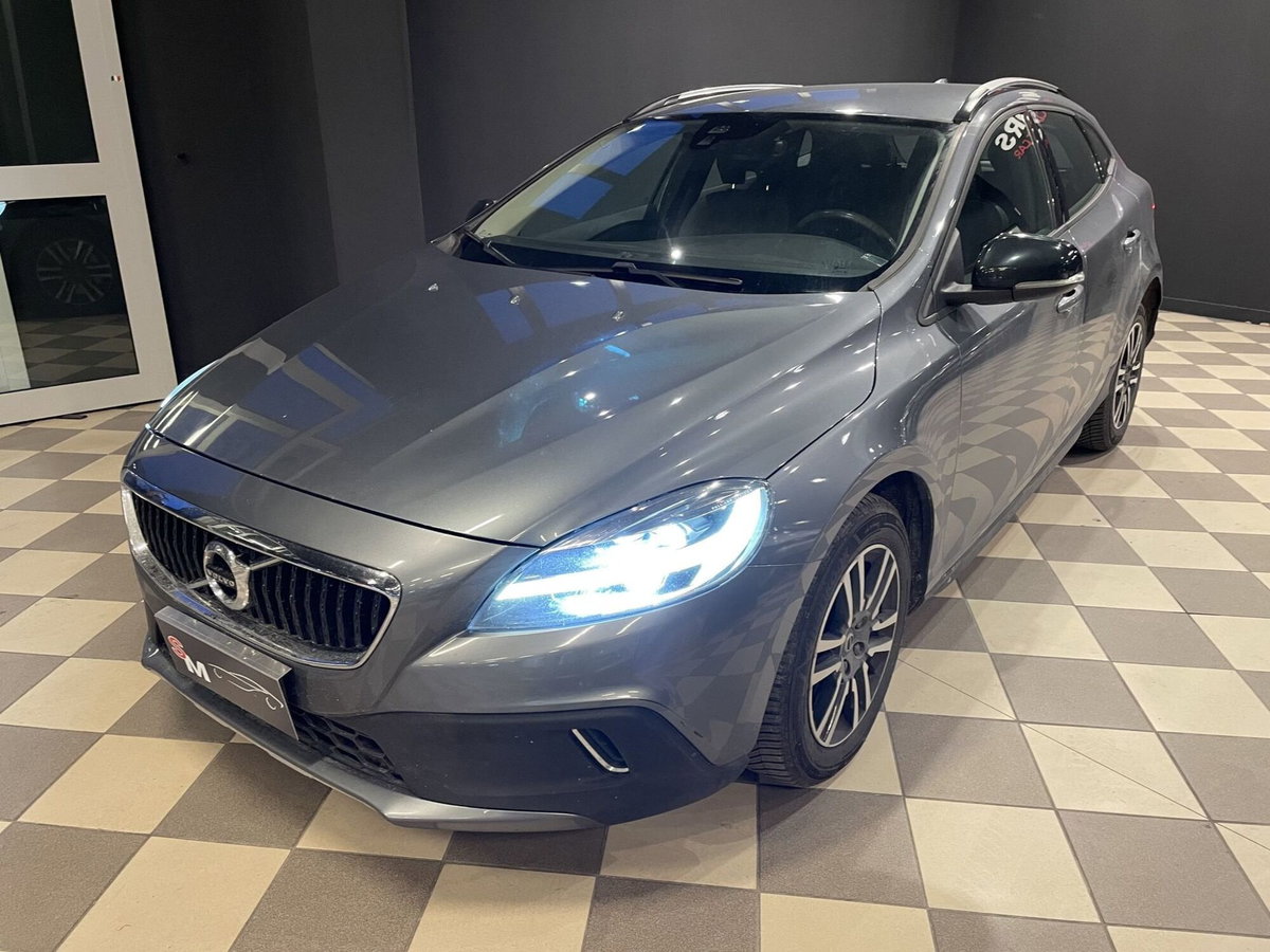 Volvo V40 Cross Country D2 Geartronic Style Plus (2)