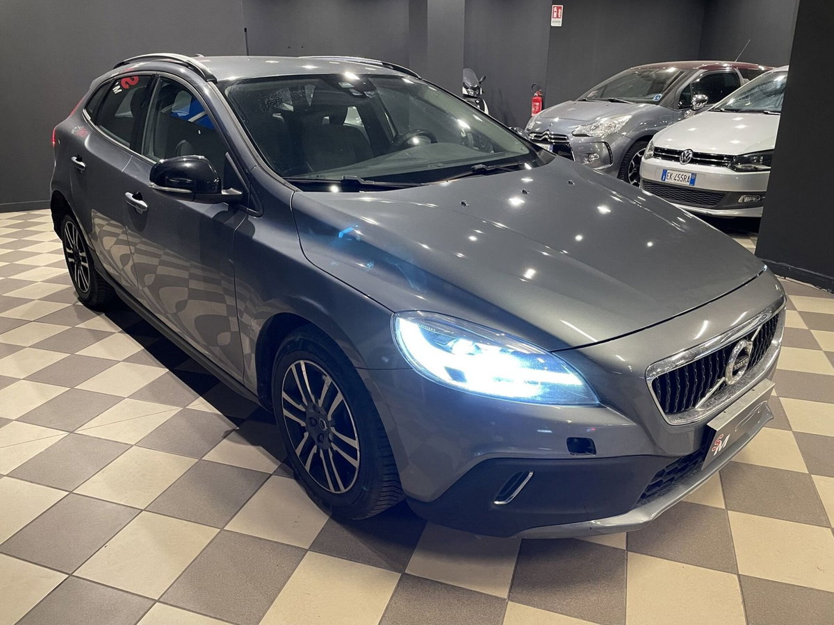 Volvo V40 Cross Country D2 Geartronic Style Plus (3)