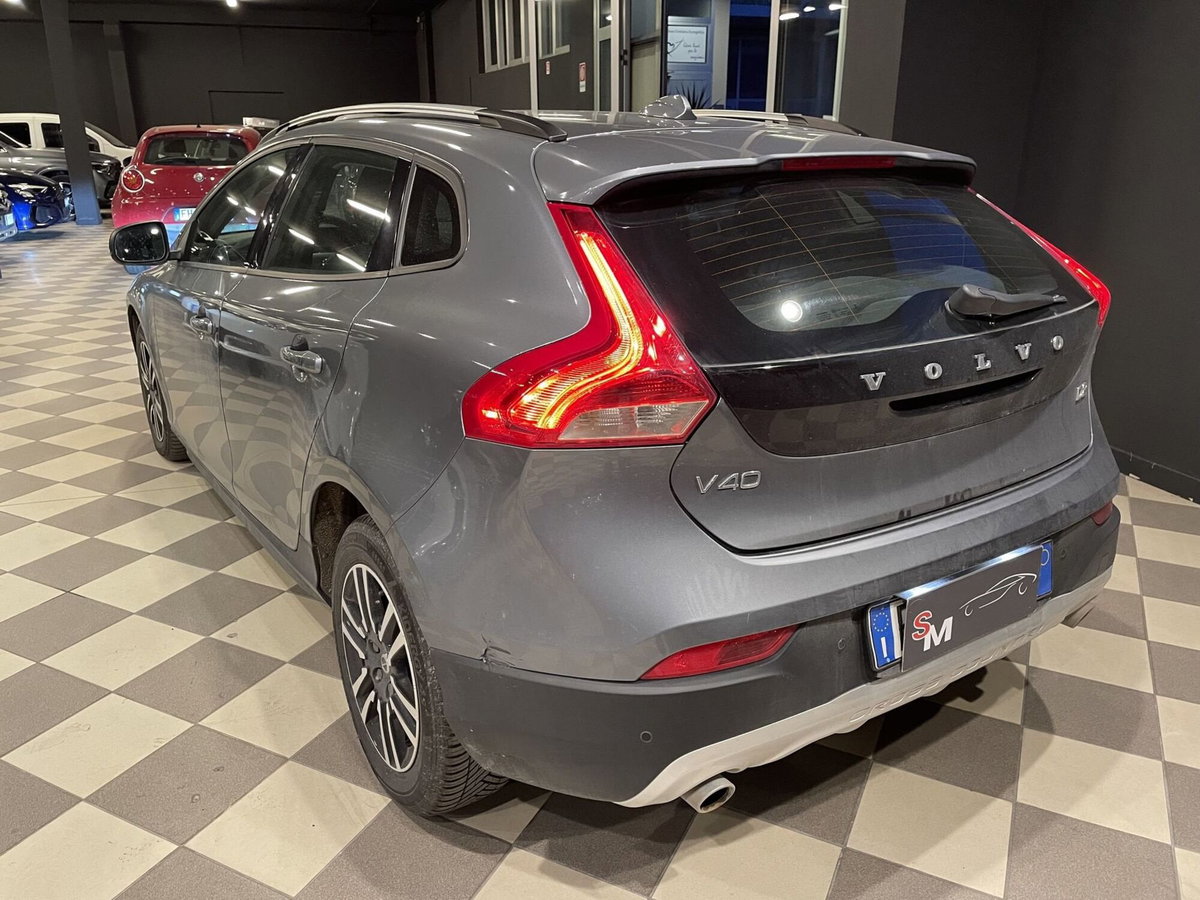 Volvo V40 Cross Country D2 Geartronic Style Plus (6)