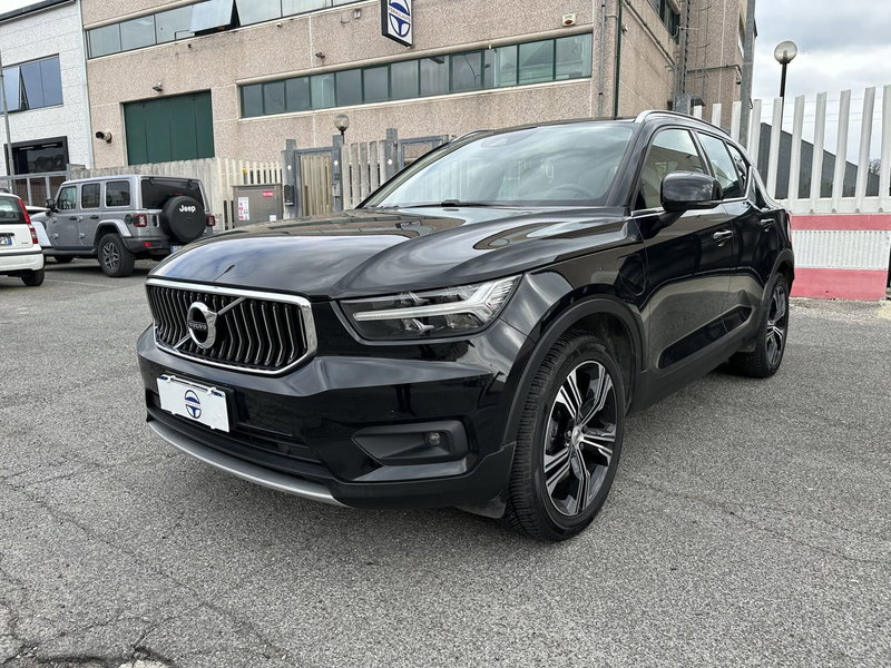 Volvo XC40 T5 Recharge Plug-in Hybrid R-design