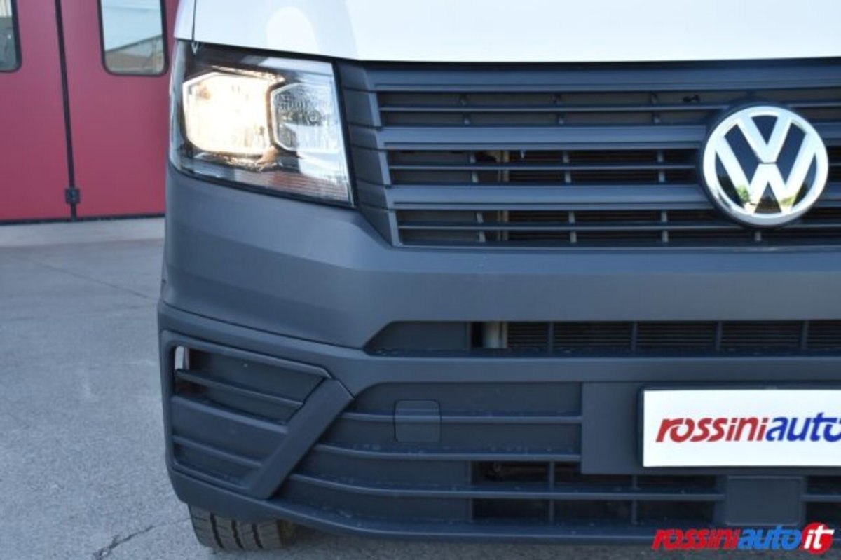 Volkswagen Veicoli Commerciali Crafter Furgone 35 2.0 tdi 140cv L3H3 Logistic auto (14)