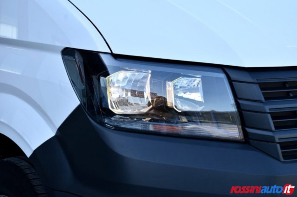 Volkswagen Veicoli Commerciali Crafter Furgone 35 2.0 tdi 140cv L3H3 Logistic auto (16)