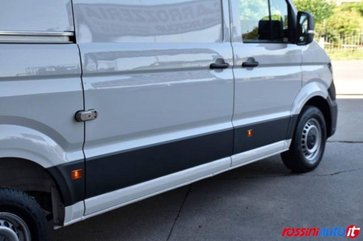 Volkswagen Veicoli Commerciali Crafter Furgone 35 2.0 tdi 140cv L3H3 Logistic auto (19)