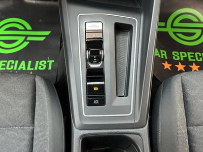 Volkswagen Golf Variant 1.0 eTSI EVO DSG Life (12)
