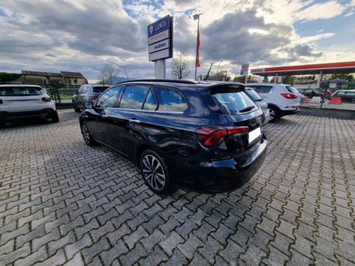 Fiat Tipo Station Wagon Tipo 1.6 Mjt S&S SW Lounge (4)