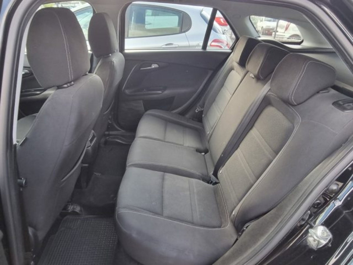 Fiat Tipo Station Wagon Tipo 1.6 Mjt S&S SW Lounge (9)