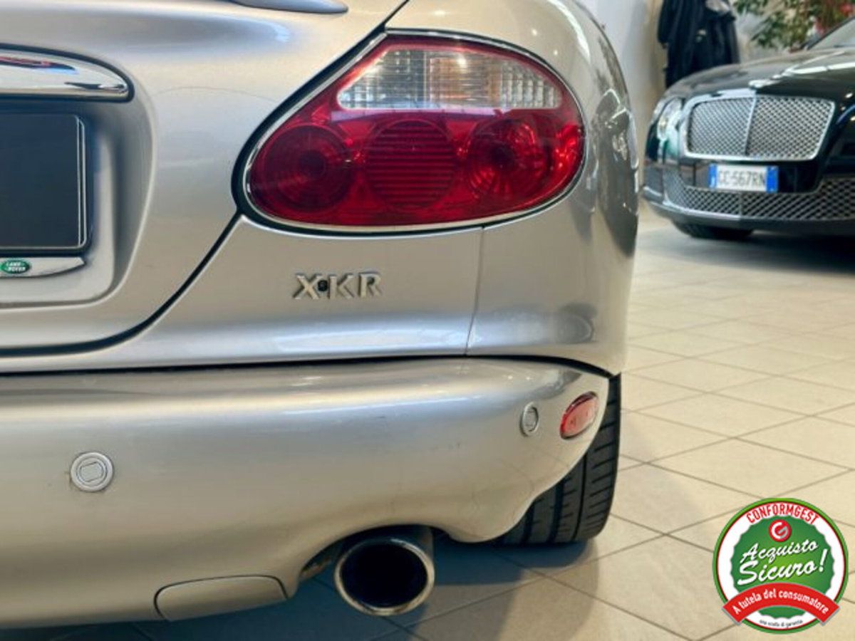 Jaguar XKR 4.0 Convertibile (10)