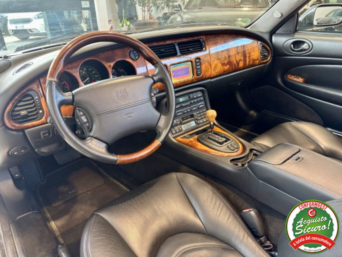 Jaguar XKR 4.0 Convertibile (14)