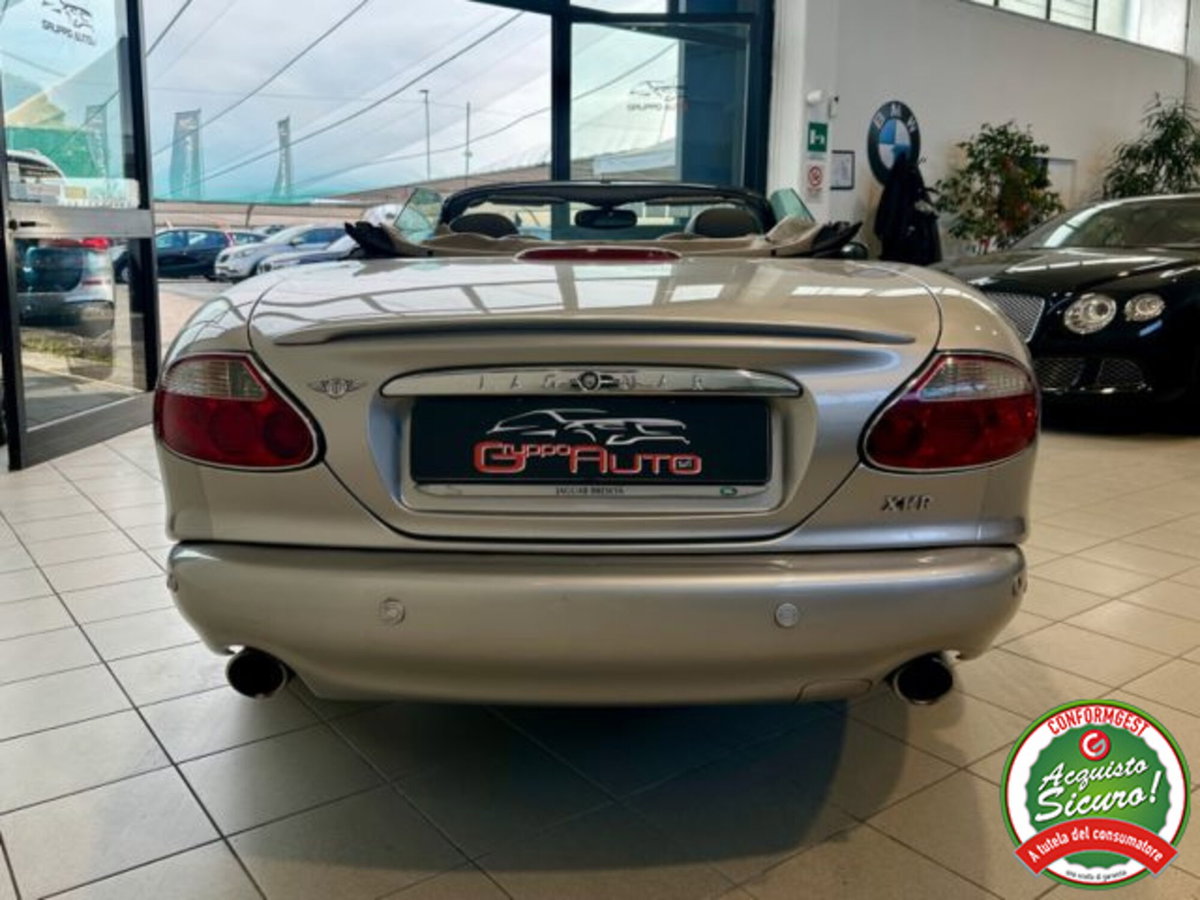 Jaguar XKR 4.0 Convertibile (5)