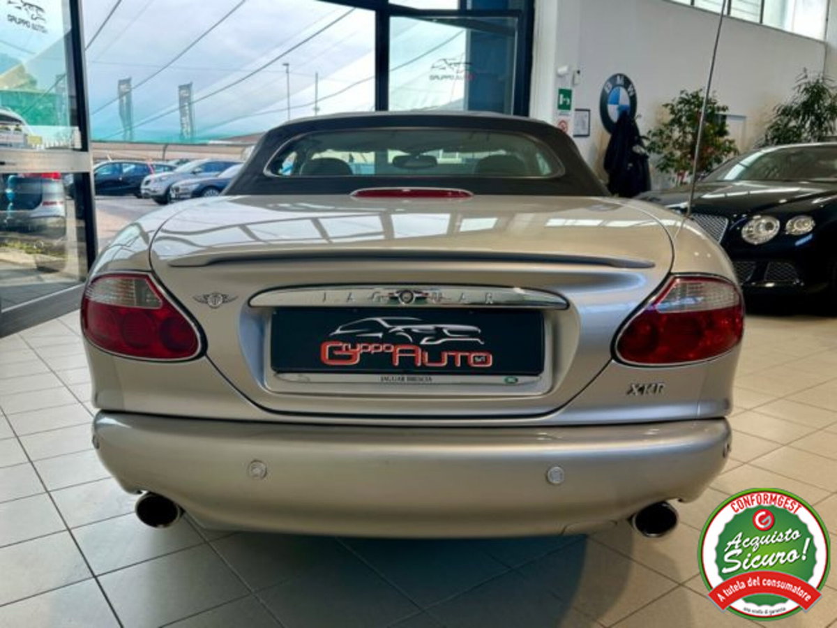 Jaguar XKR 4.0 Convertibile (6)
